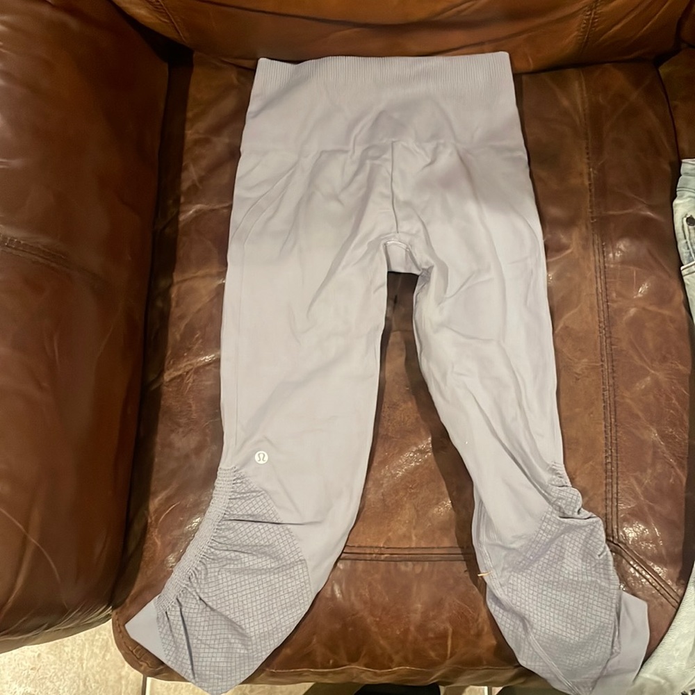 Lululemon crop leggings